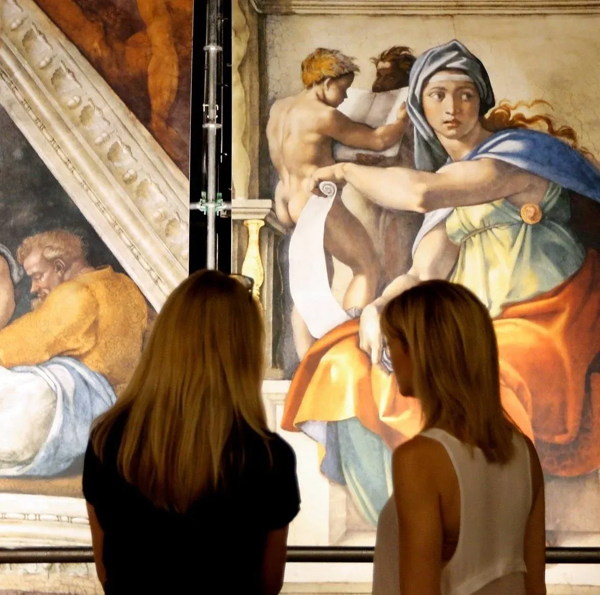 sistine-chapel-exhibit-close-up